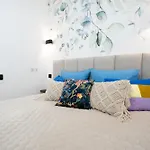 Апартаменты Design Garden With Private Parking & Playground