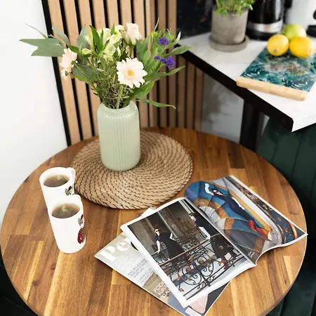 Design Garden With Private Parking & Playground Apartmán *