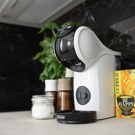 Апартаменти Design Garden With Private Parking & Playground Рига