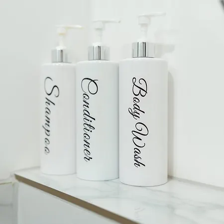 Design Garden With Private Parking & Playground