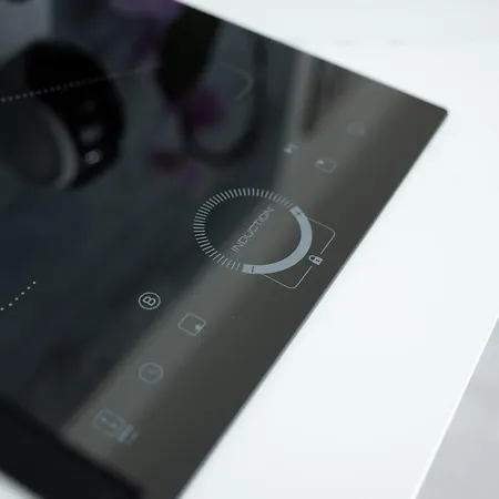 Design Garden With Private Parking & Playground *