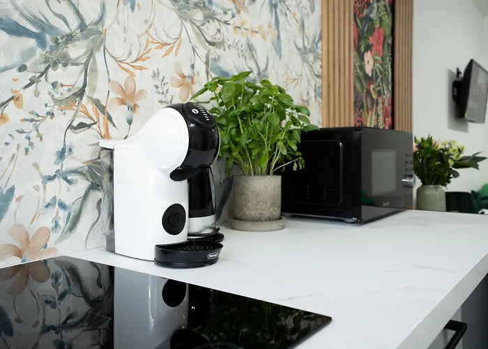 Design Garden With Private Parking & Playground Apartment