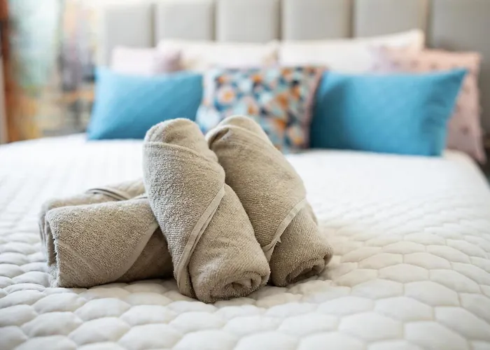 Design Garden With Private Parking & Playground Апартаменти