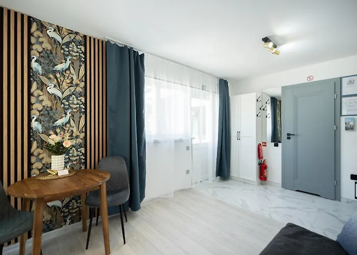 Design Garden With Private Parking & Playground * Ρίγα