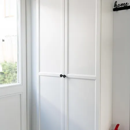 Design Garden With Private Parking & Playground * リガ