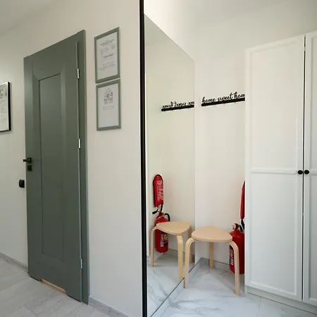 Design Garden With Private Parking & Playground * リガ