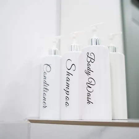 Design Garden With Private Parking & Playground アパート *