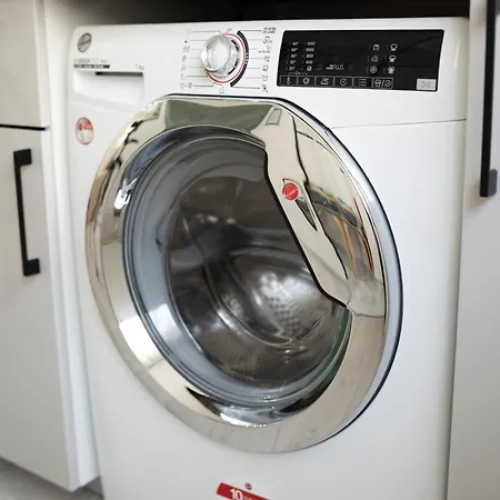 Design Garden With Private Parking & Playground * リガ