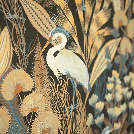 Design Garden With Private Parking & Playground *